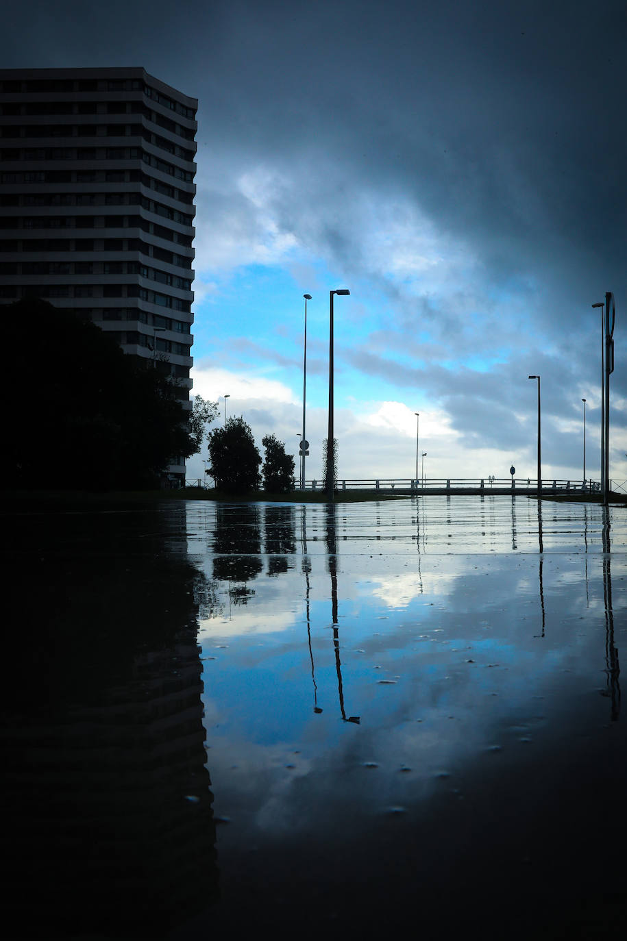 Fotos: Asturias bajo el paraguas
