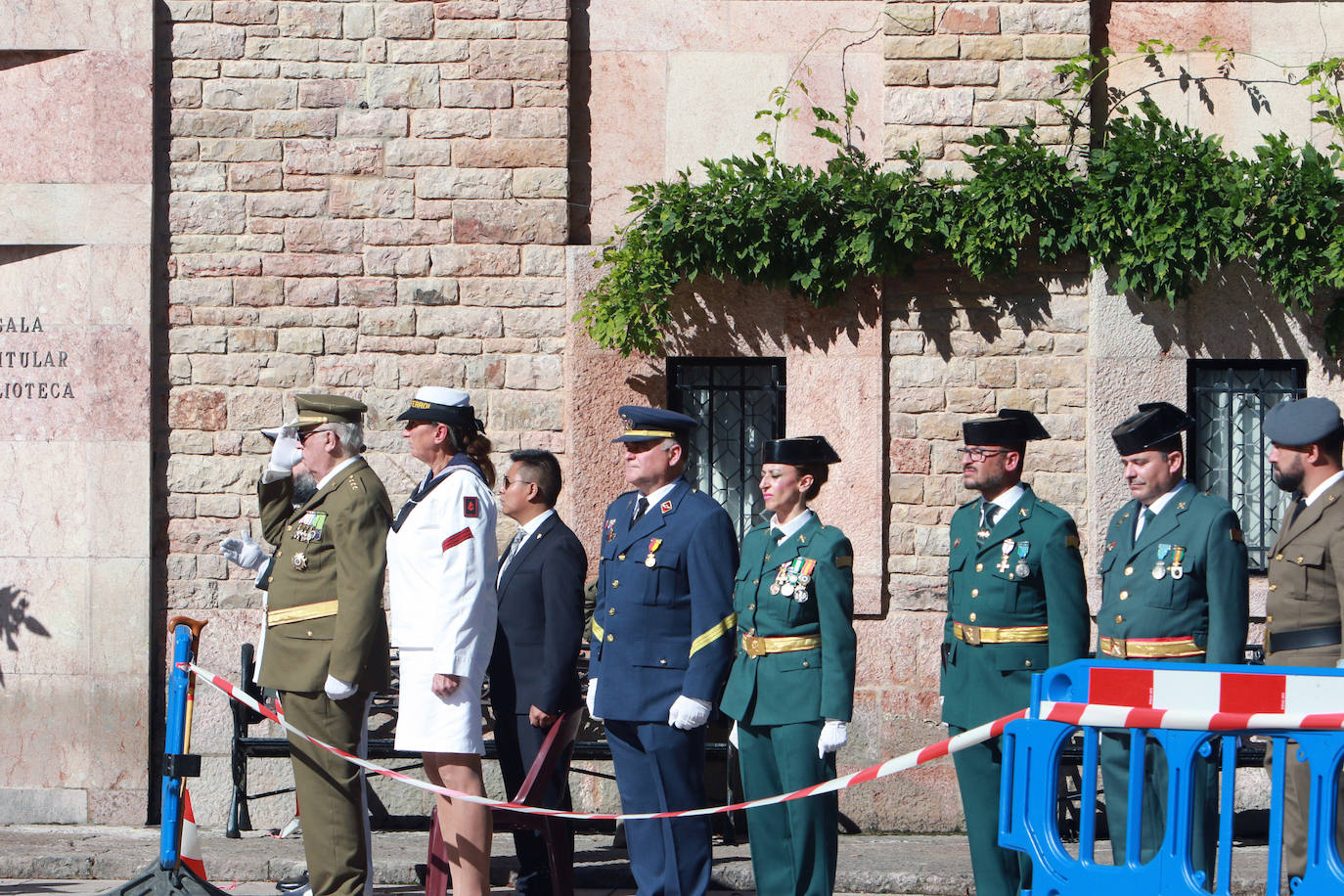 Fotos: Multitudinaria jura de bandera civil en Covadonga