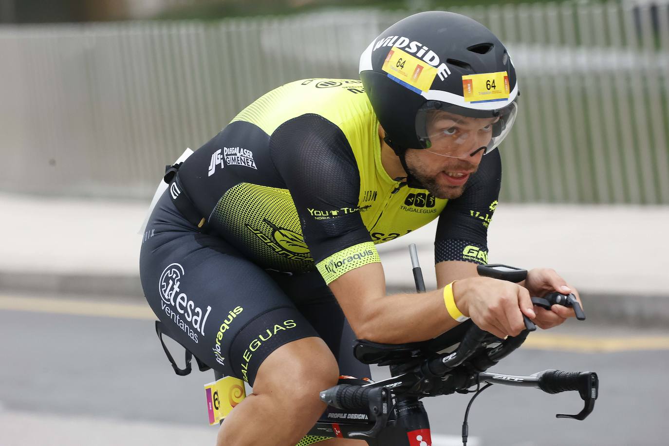 Fotos: Medio millar de participantes en el II Triatlón Ciudad de Gijón