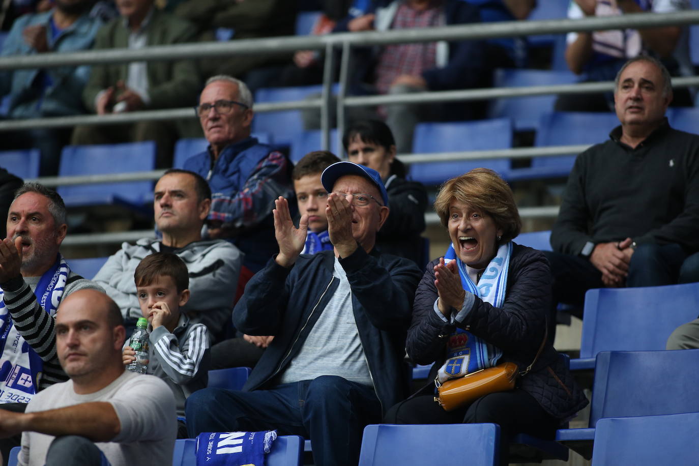 Fotos: ¿Estuviste en el Real Oviedo - Huesca en el Carlos Tartiere?¡Búscate!