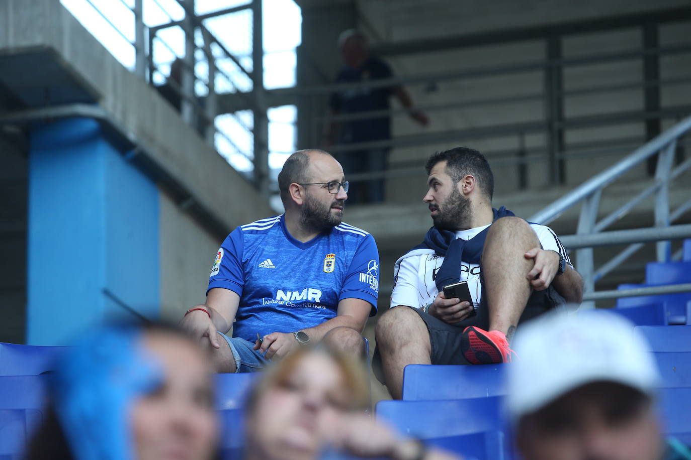 Fotos: ¿Estuviste en el Real Oviedo - Huesca en el Carlos Tartiere?¡Búscate!