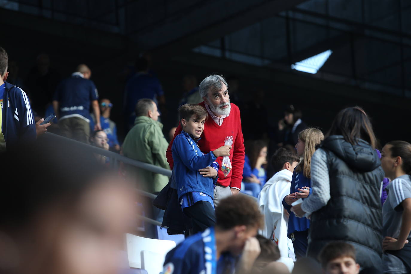 Fotos: ¿Estuviste en el Real Oviedo - Huesca en el Carlos Tartiere?¡Búscate!