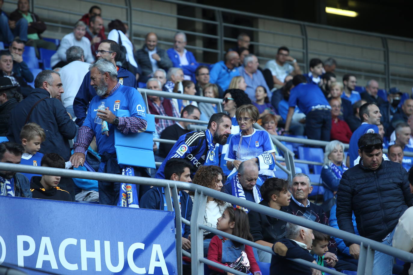 Fotos: ¿Estuviste en el Real Oviedo - Huesca en el Carlos Tartiere?¡Búscate!