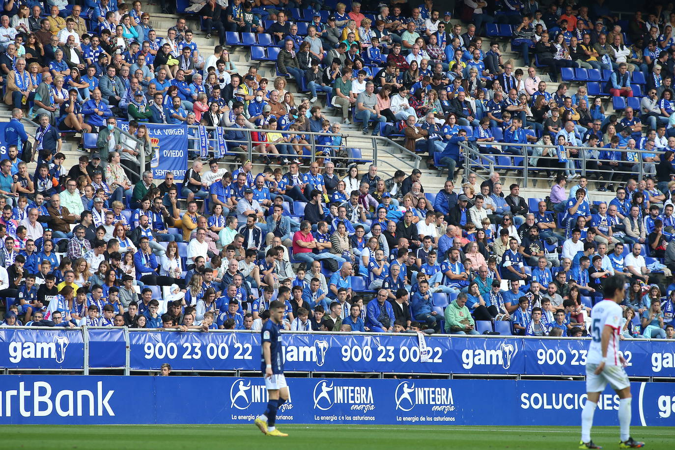 Fotos: ¿Estuviste en el Real Oviedo - Huesca en el Carlos Tartiere?¡Búscate!