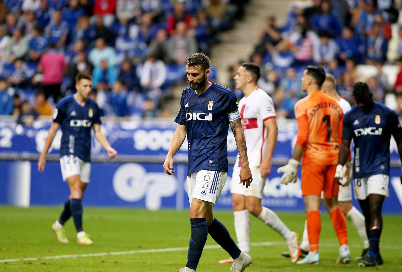 Fotos: Las mejores jugadas del Real Oviedo 0-1 Huesca