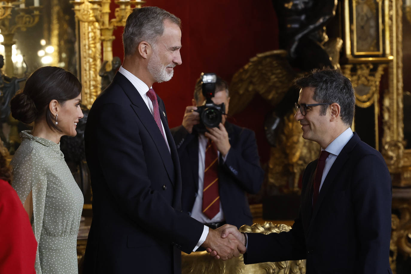 Fotos: Así ha sido la recepción a las autoridades en el Palacio Real