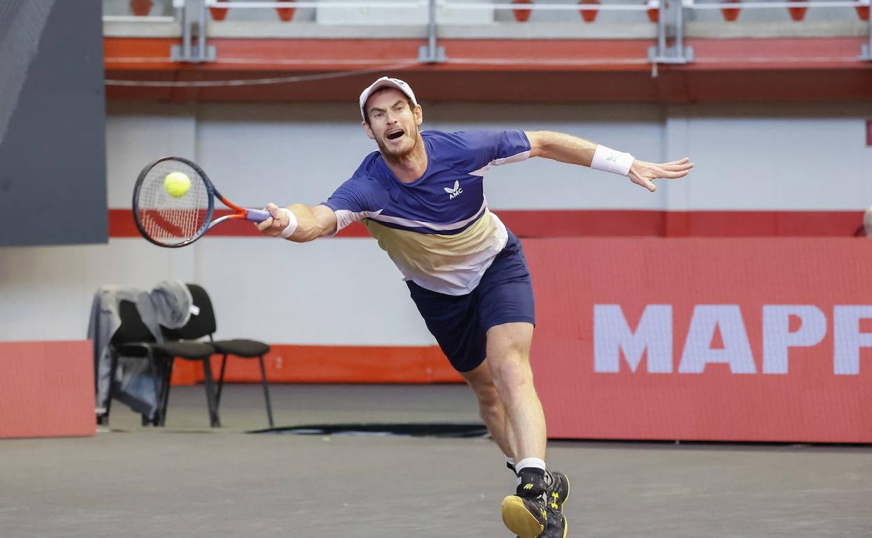 Murray saluda al Palacio después de ganar un partido. 