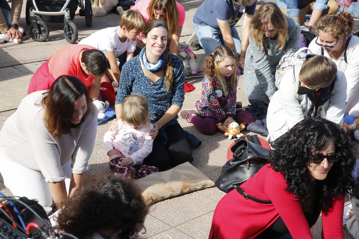 Fotos: Récord de reanimación simultánea en Gijón