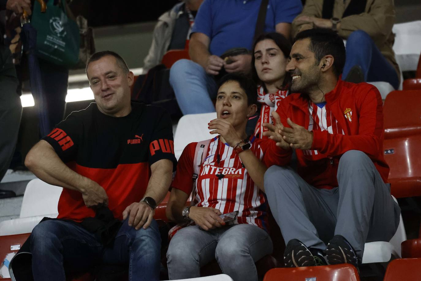 Fotos: ¿Estuviste en el Sporting - Eibar? ¡Búscate!