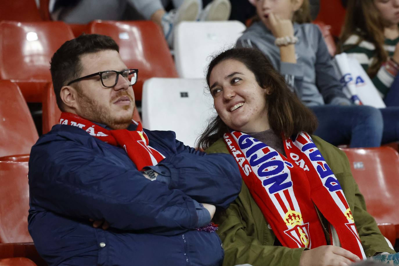 Fotos: ¿Estuviste en el Sporting - Eibar? ¡Búscate!