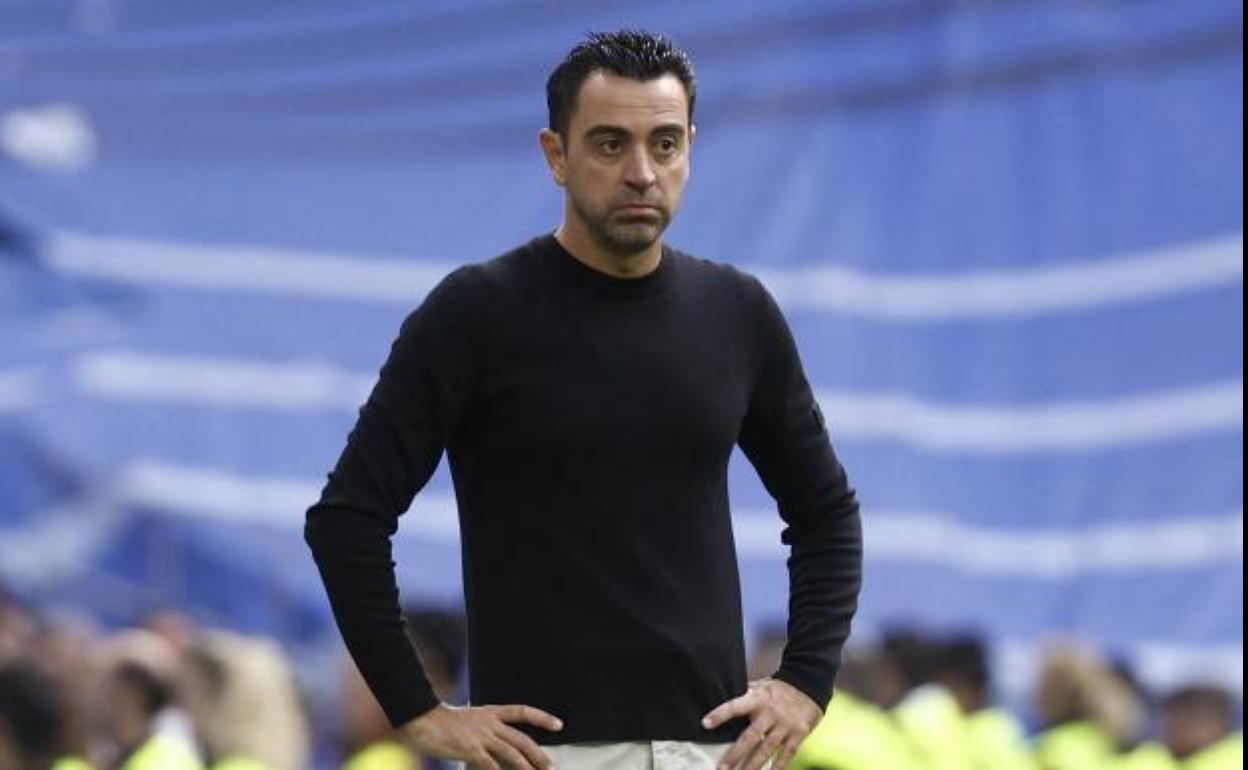 Xavi, durante el clásico del Bernabéu.