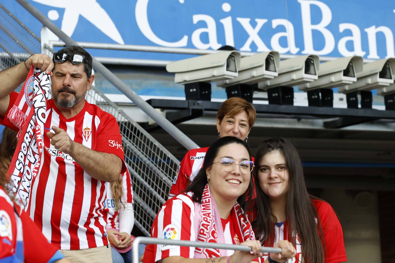 Fotos: ¿Estuviste en el Alavés - Sporting? ¡Búscate!