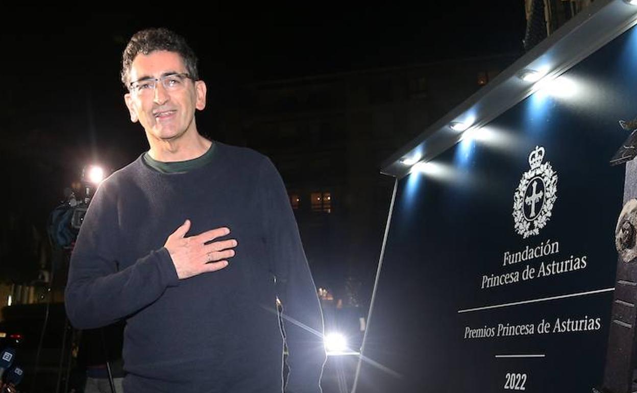 Mayorga, a su llegada finalmente al Hotel Roconquista, en Oviedo.