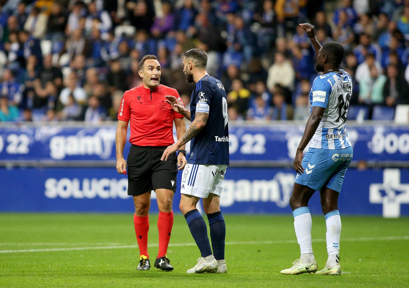 Fotos: Las mejores jugadas del Real Oviedo - Málaga