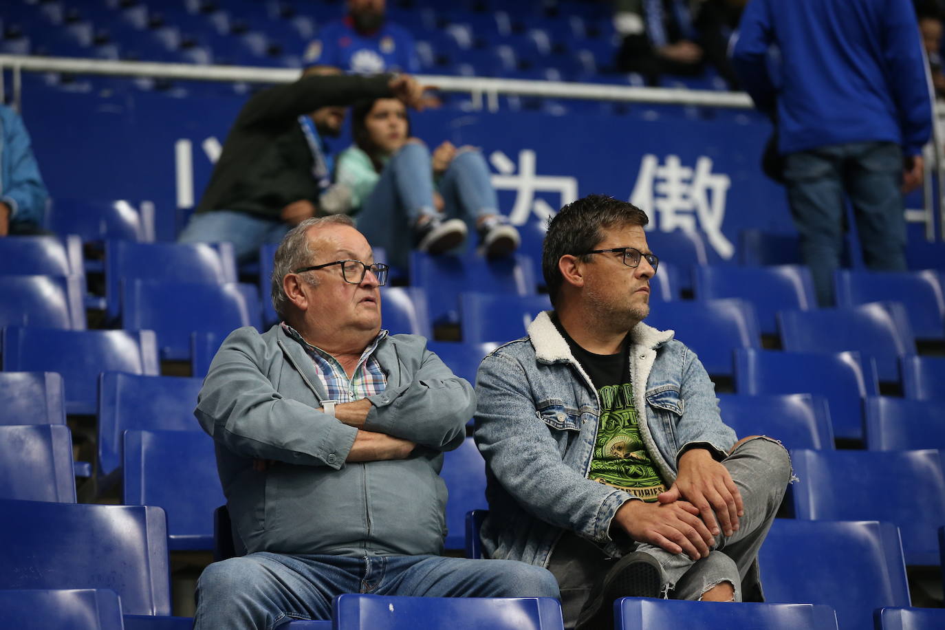 Fotos: ¿Estuviste en el Real Oviedo - Málaga? ¡Búscate!