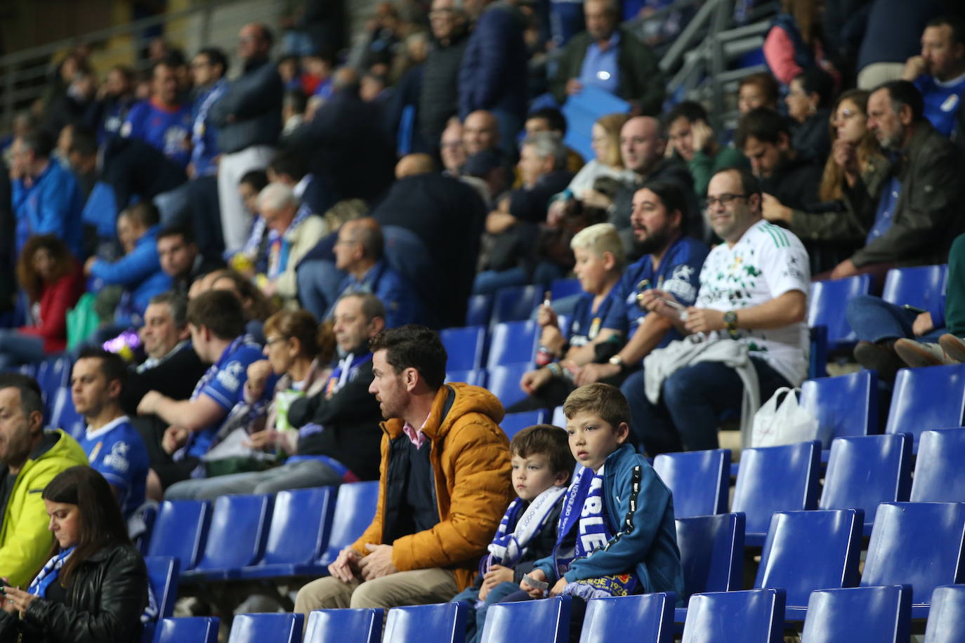 Fotos: ¿Estuviste en el Real Oviedo - Málaga? ¡Búscate!