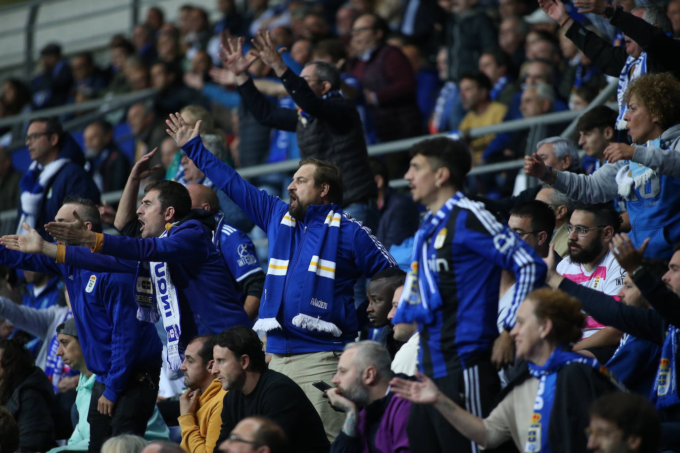 Fotos: ¿Estuviste en el Real Oviedo - Málaga? ¡Búscate!