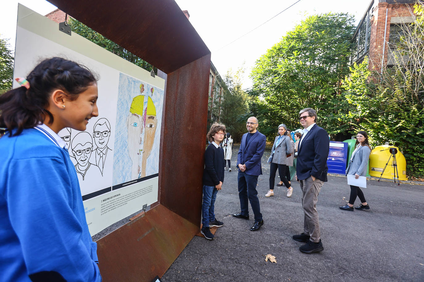 Fotos: Dos exposiciones para homenajear a las grandes mentes de la ciencia