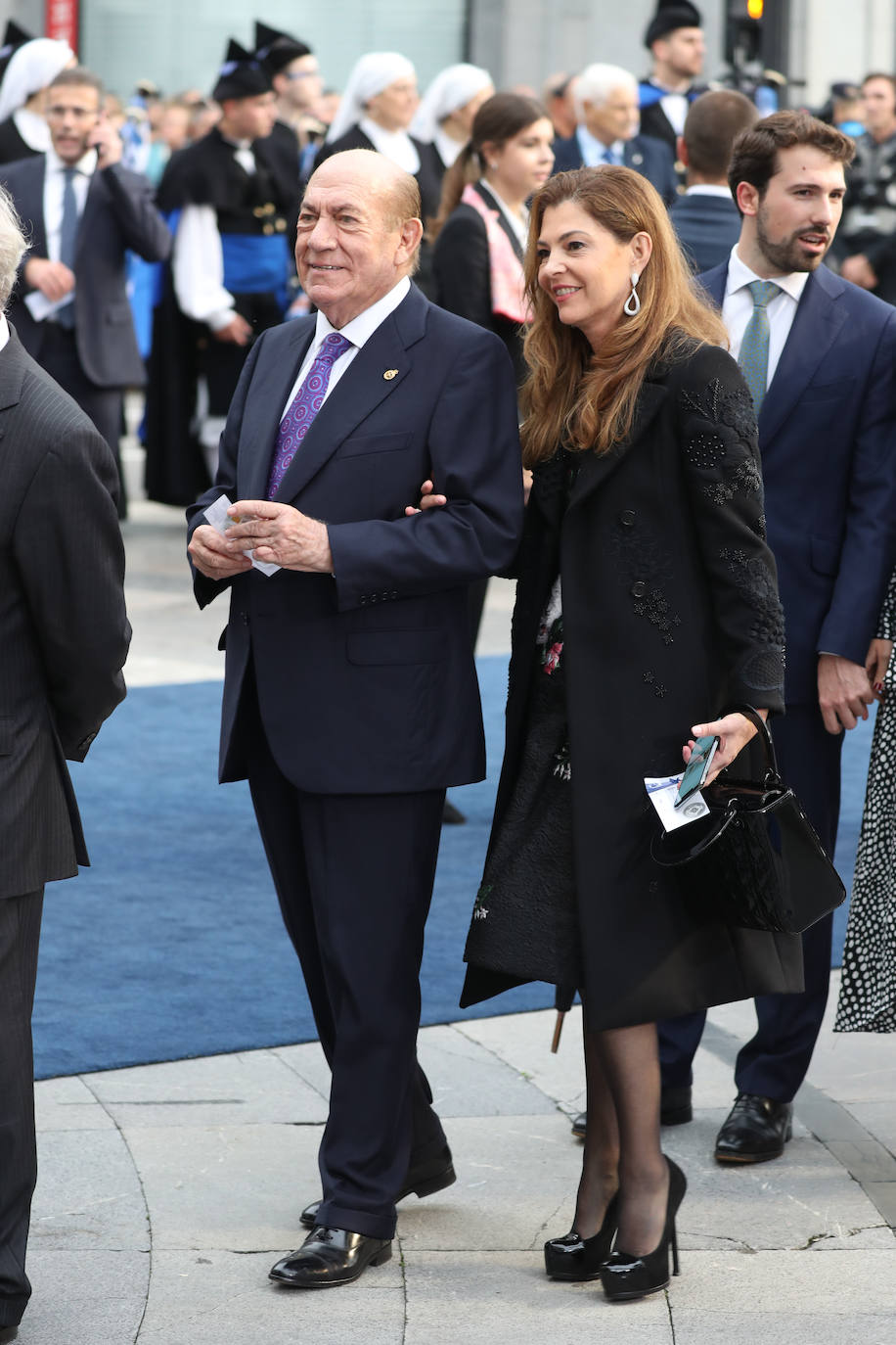 Fotos: Colorido en la alfombra azul de los Premios Princesa