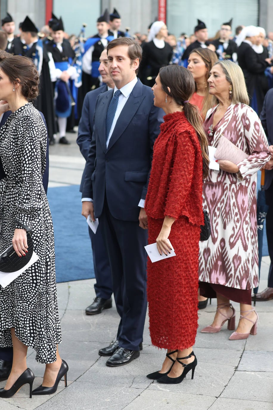 Fotos: Colorido en la alfombra azul de los Premios Princesa