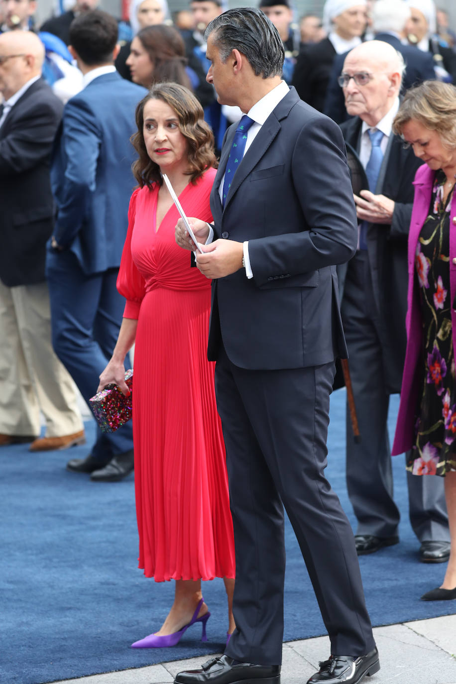 Fotos: Colorido en la alfombra azul de los Premios Princesa