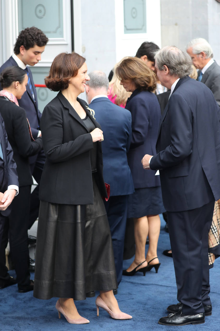 Fotos: Colorido en la alfombra azul de los Premios Princesa