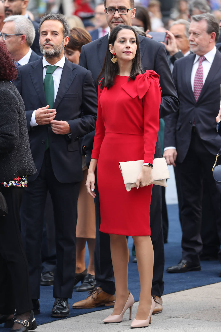 Fotos: Colorido en la alfombra azul de los Premios Princesa