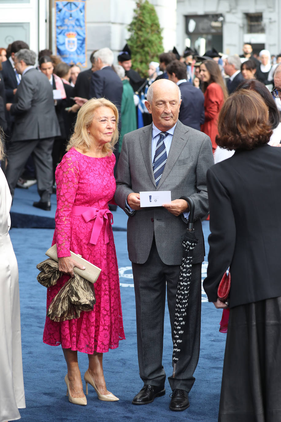 Fotos: Colorido en la alfombra azul de los Premios Princesa