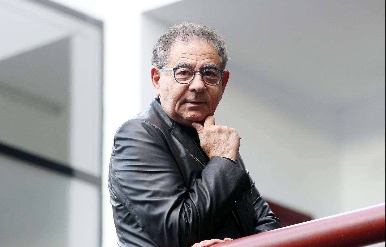 El diseñador Roberto Verino posa para EL COMERCIO. 