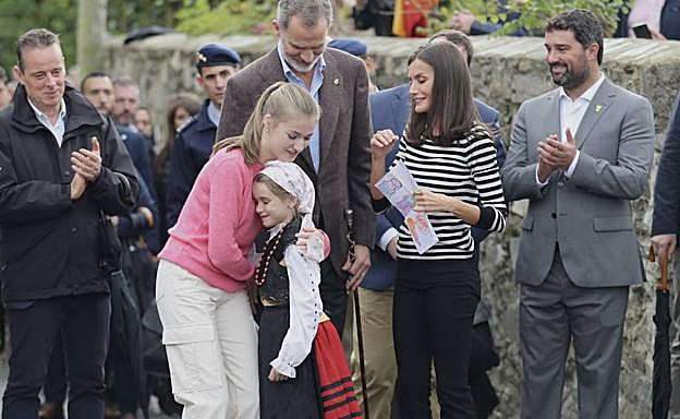 Visita de los Reyes y la Princesa Leonor a Cadavedo, Pueblo Ejemplar de Asturias 2022.