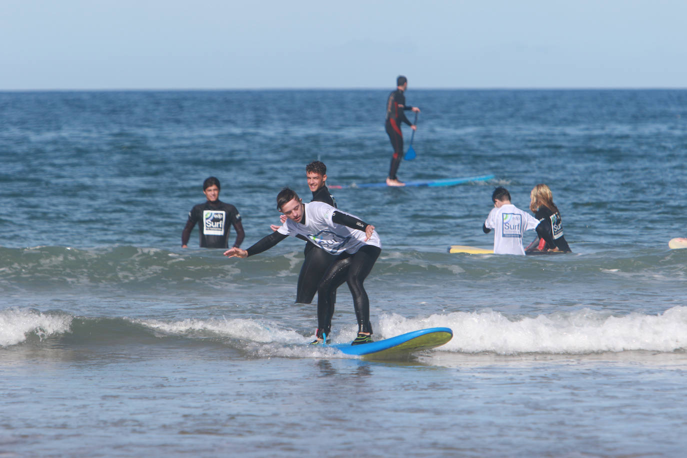 Fotos: Surf inclusivo en San Lorenzo