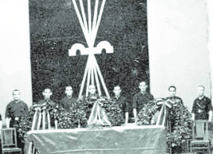 Acto de Falange, a finales de los años 30 del pasado siglo.