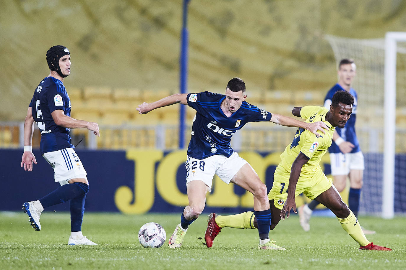 Fotos: Las mejores jugadas del Villarreal B - Real Oviedo