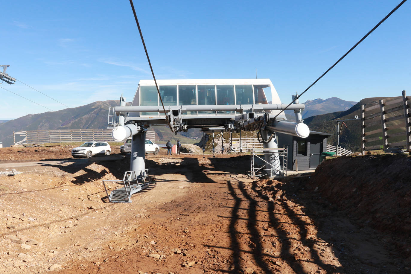 Fotos: Las nuevas telecabinas de Valgrande-Pajares