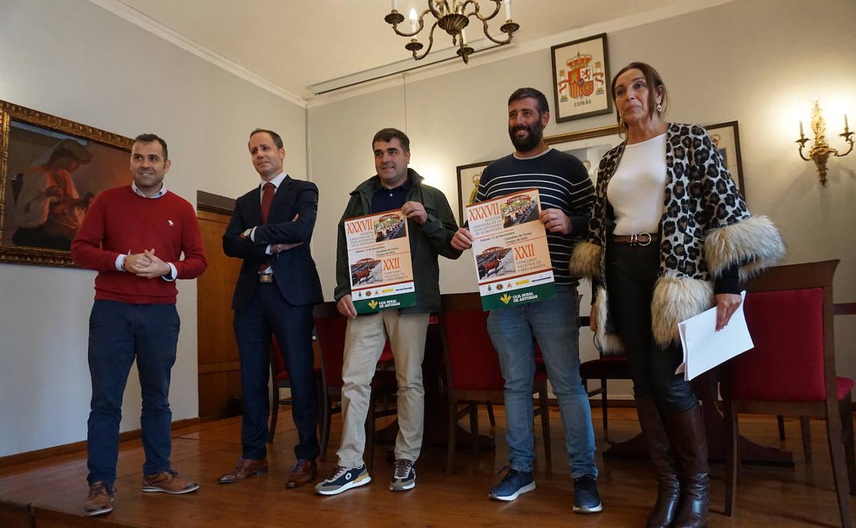 José Manuel González, José Manuel Sánchez, Nino Rodríguez, Jesús Álvarez y Marifé Gómez en la presentación de los concursos.