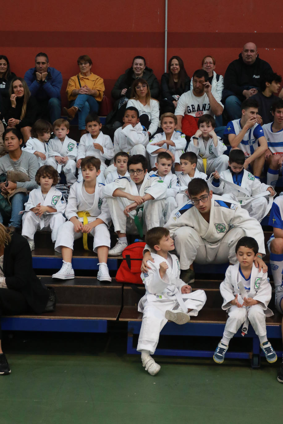 Fotos: Ilusión y deporte en la presentación de los equipos del Inmaculada