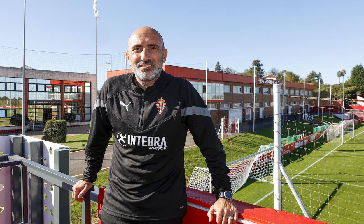 Abelardo, entrenador del Sporting