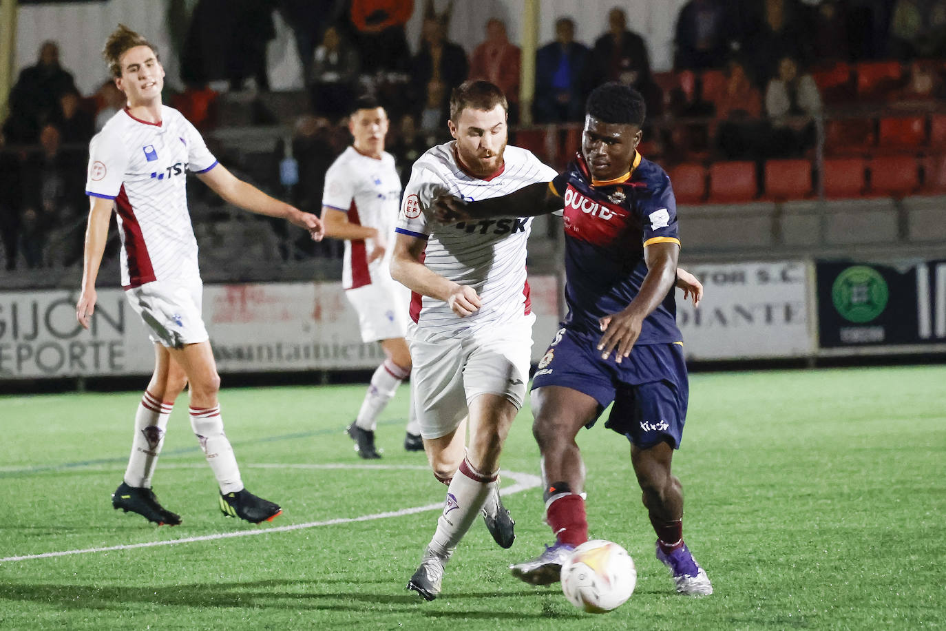 Fotos: Las mejores imágenes del TSK Roces - Gijón Industrial