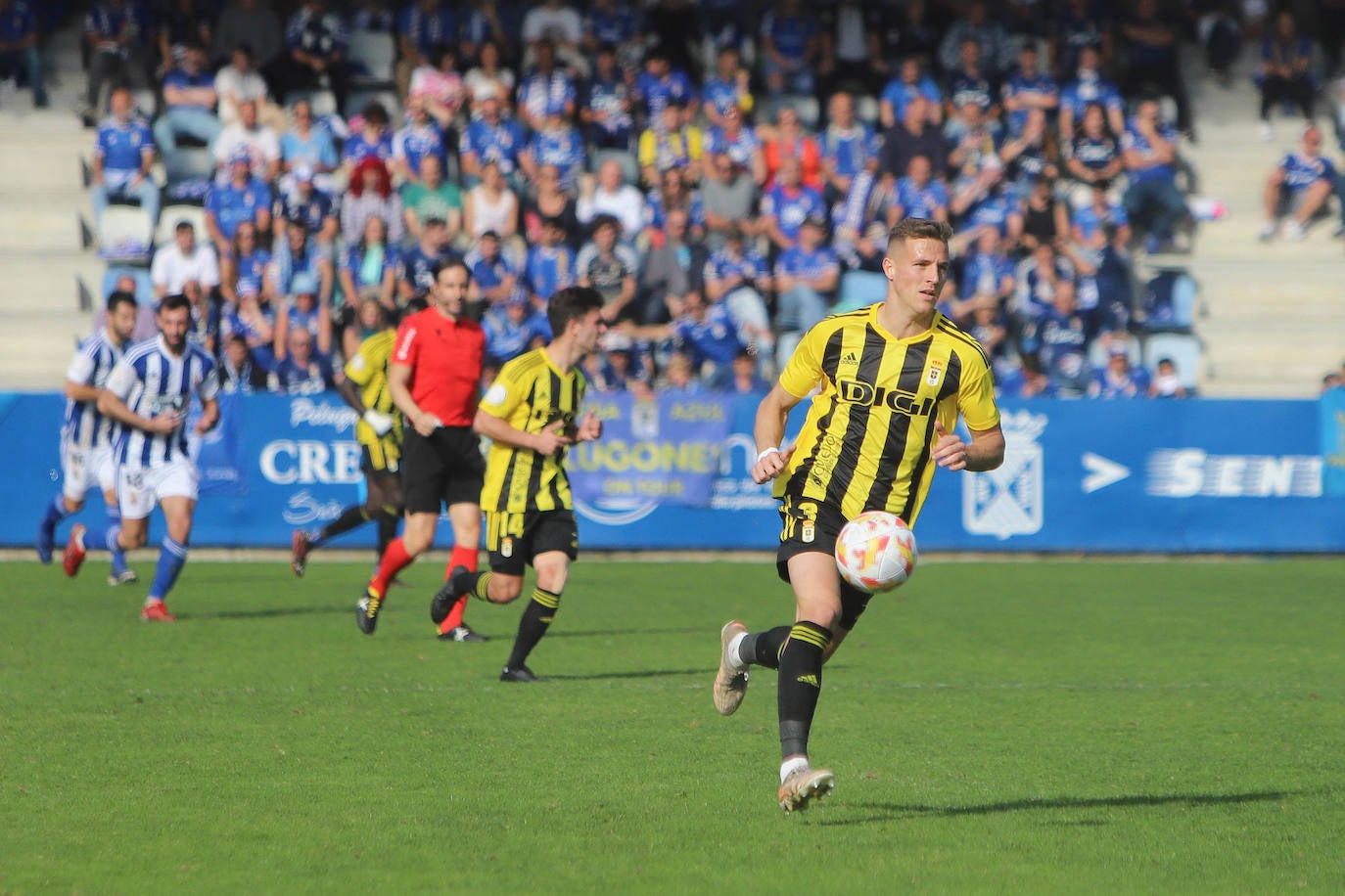 Fotos: Las mejores jugadas del Gimnástica-Real Oviedo