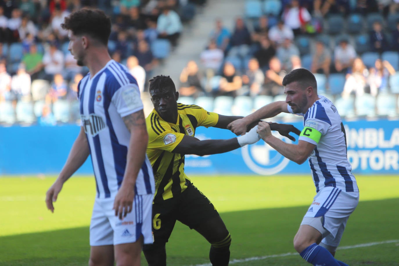 Fotos: Las mejores jugadas del Gimnástica-Real Oviedo