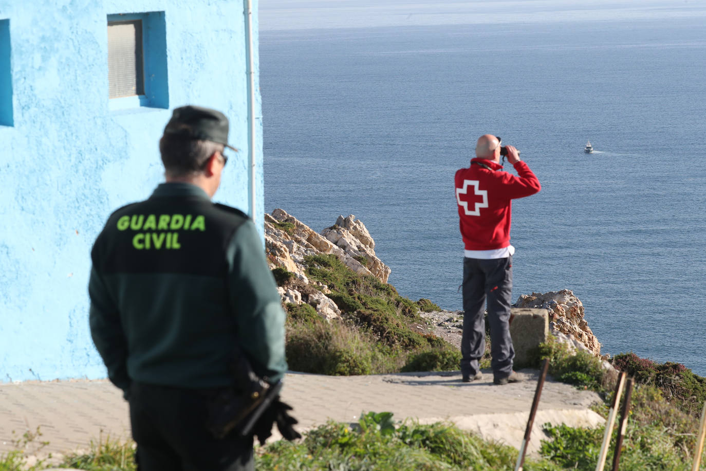 Fotos:Intensas labores de búsqueda en el Cabo Peñas