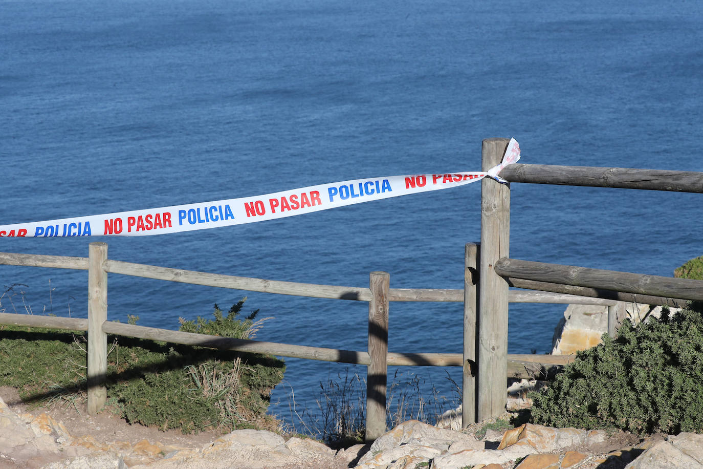 Fotos:Intensas labores de búsqueda en el Cabo Peñas