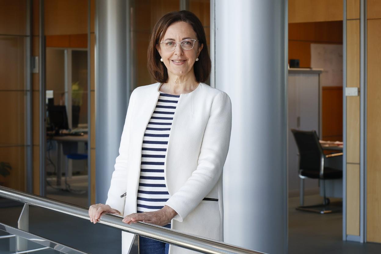 La gerente de Cogersa, Paz Orviz, en las oficinas del consorcio. 