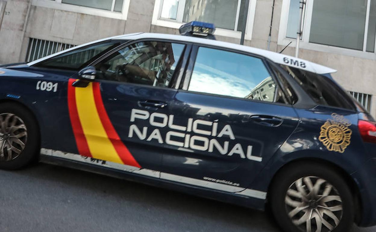 La Policía Nacional de Avilés se encargó del operativo. 