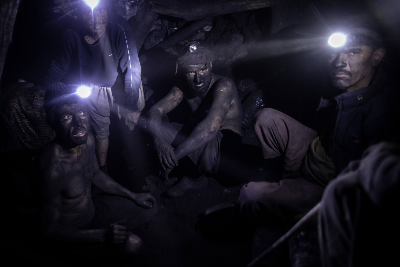 Fotos: El día a día en las minas de carbón de Chinarak