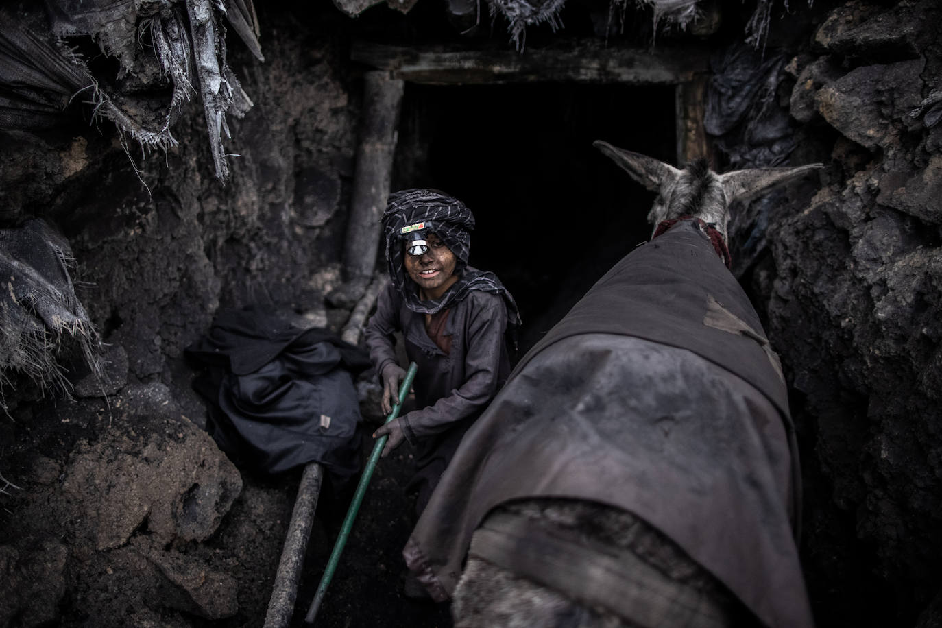 Fotos: El día a día en las minas de carbón de Chinarak