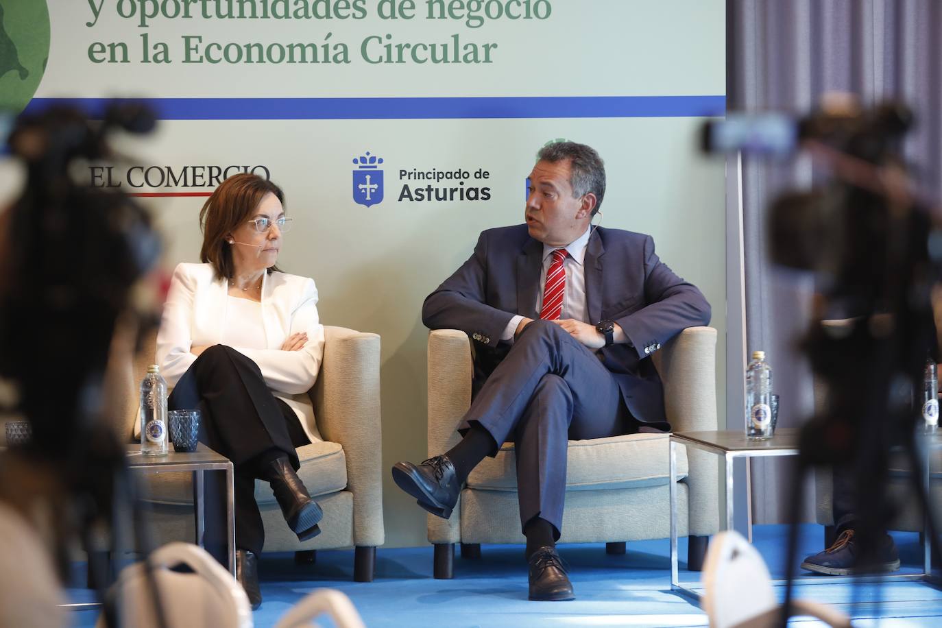 Fotos: Jornada &#039;Colaboración público-privada y oportunidades de negocio de la economía circular&#039;