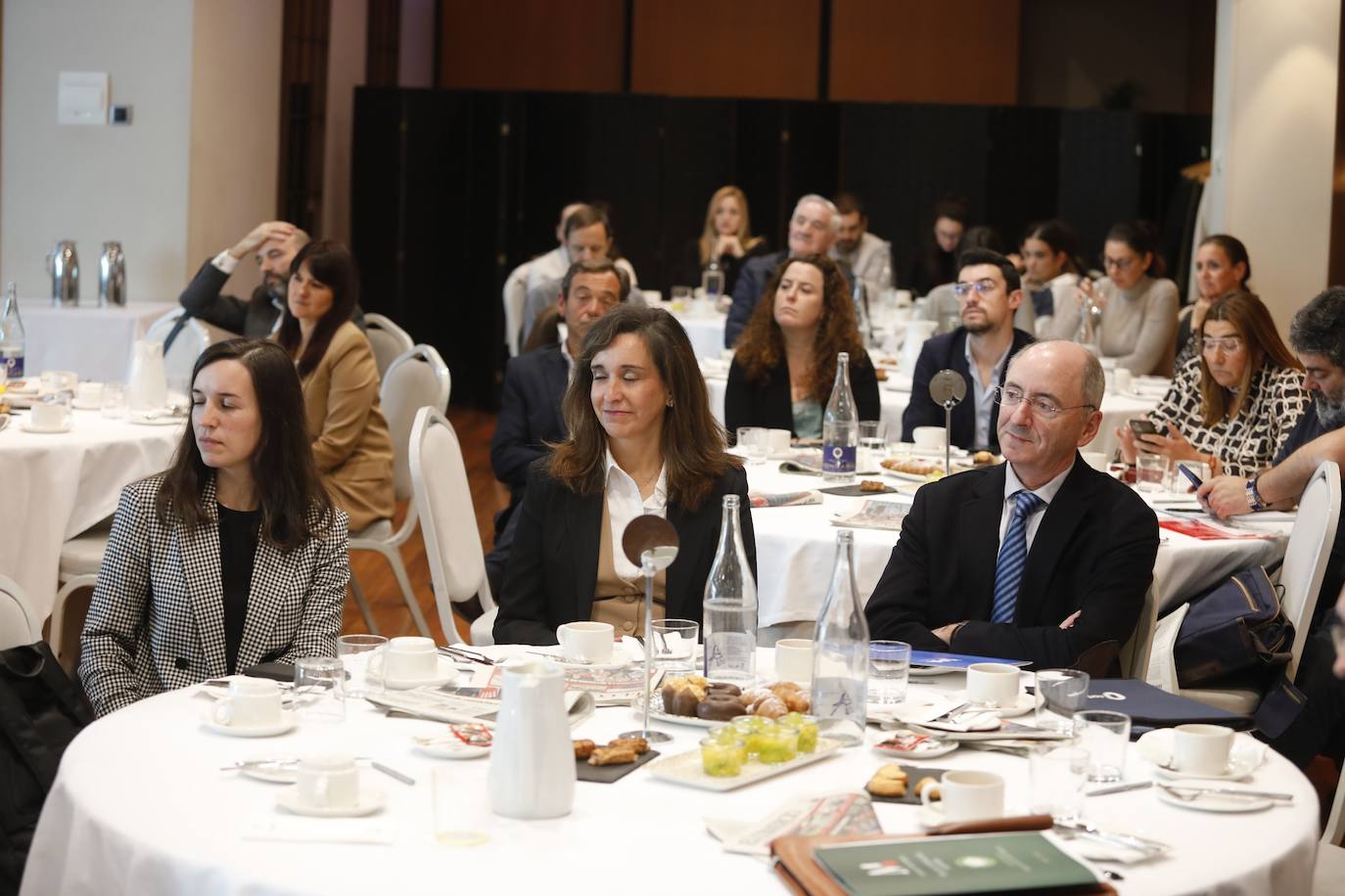 Fotos: Jornada &#039;Colaboración público-privada y oportunidades de negocio de la economía circular&#039;