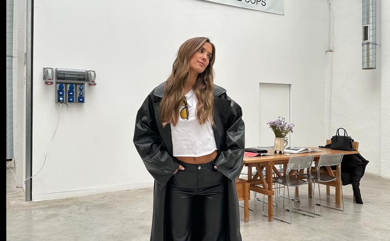 María Pombo se va de viaje. 