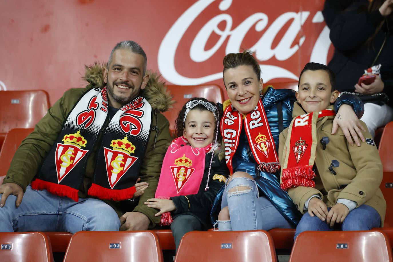 Fotos: ¿Estuviste en el Sporting - Leganés? ¡Búscate!